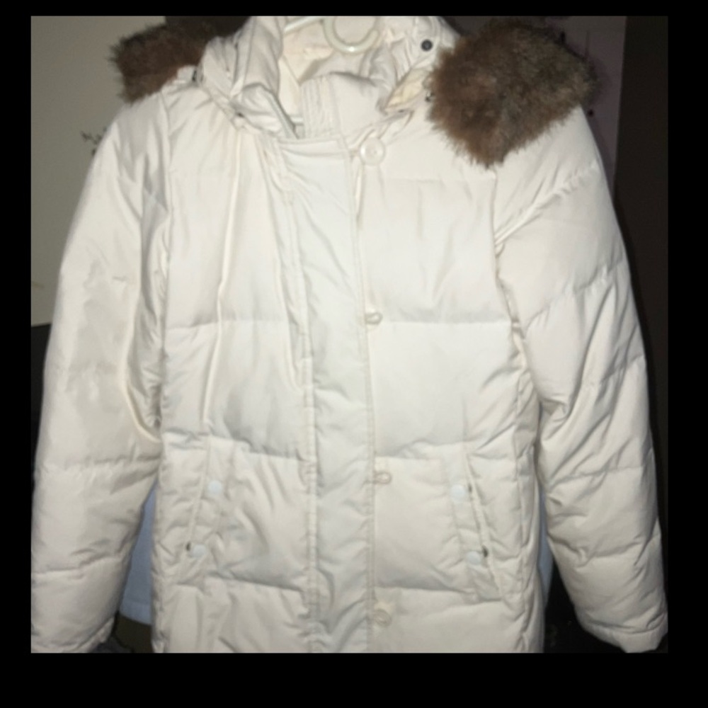 GAP White Puffer Jacket
